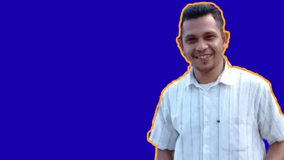 Pembangunan Maju, Warga Desa Tetap Haus Ada Yang Salah