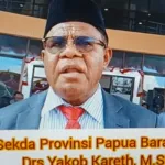 Kisah Kelahiran dan Masa Kecil Yakob Kareth; Dari Kampung Sederhana Menuju Sekretaris Daerah