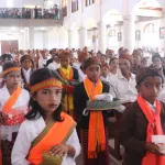 Penerimaan Komuni Pertama di paroki Todo Antara Budaya Pesta dan Perayaan Ekaristi terlupakan