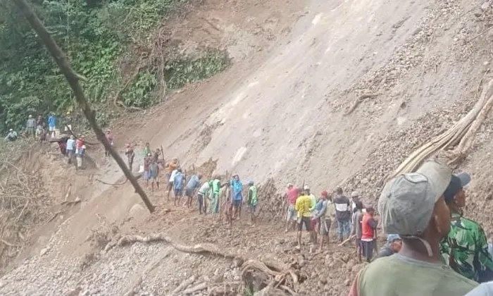 Gempa 7,7 Picu Longsor, Saluran Irigasi Wae Mantar Tertimbun, Petani Ulu Belang dan Papang Khawatir Gagal Panen